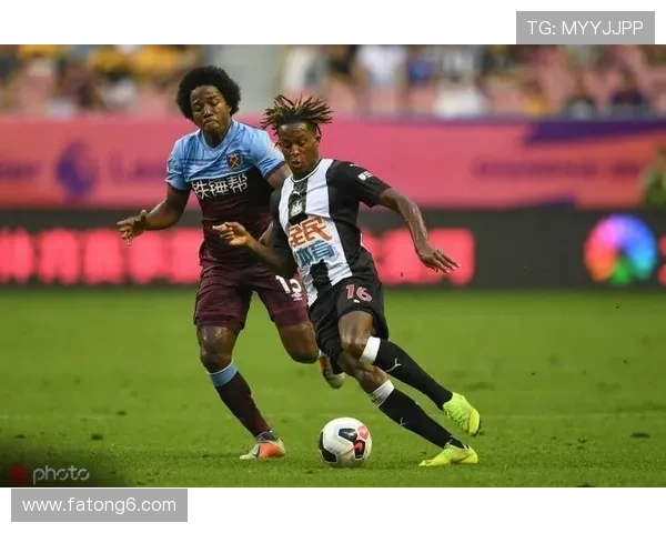 纽卡斯尔联老板亲赴重要会谈 确认未来发展计划